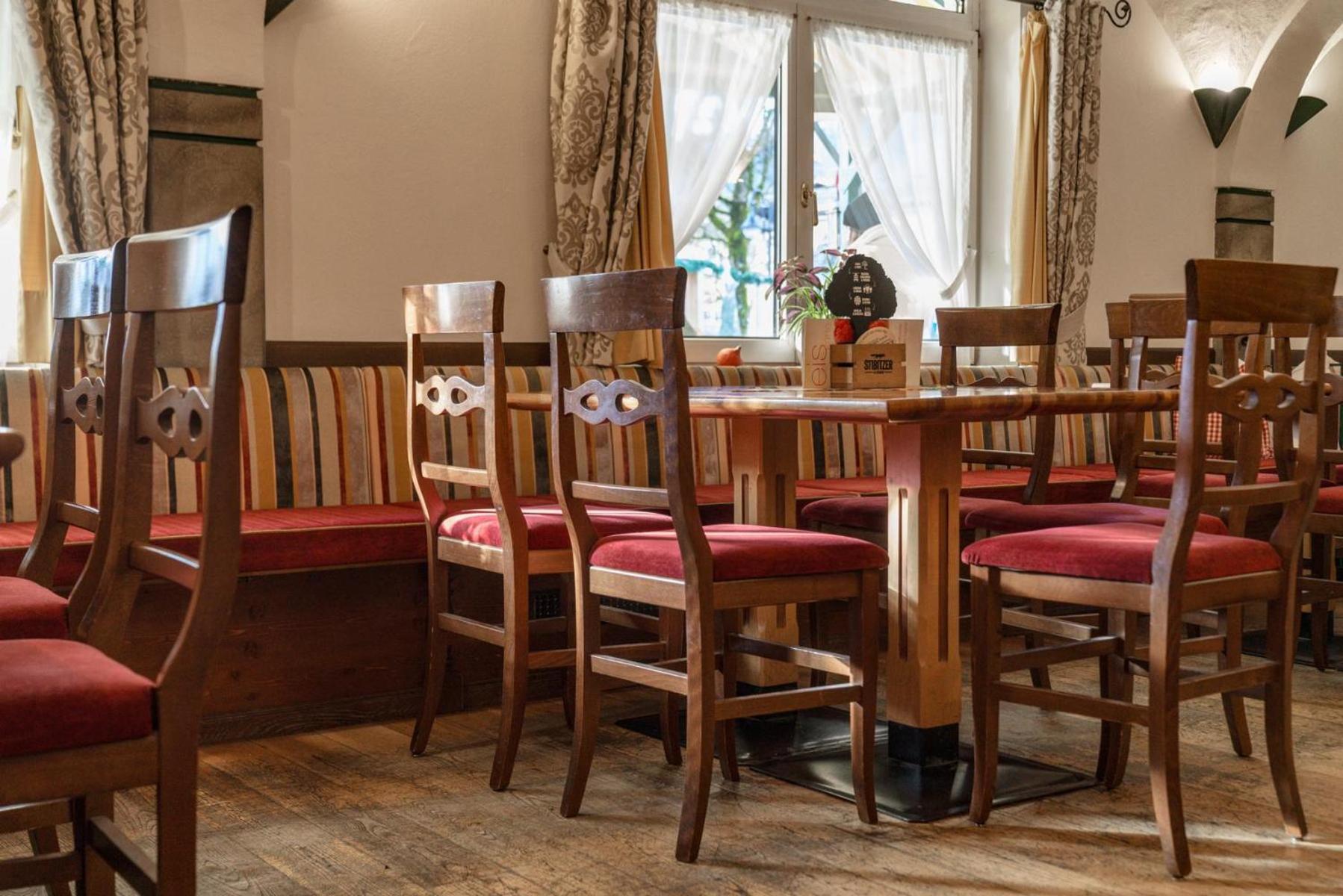 Hotel Restaurant Lebzelter 알텐막팀퐁와 외부 사진